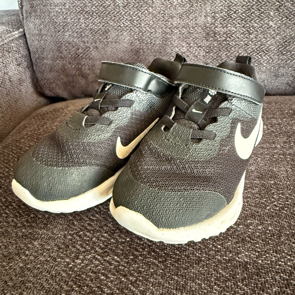 Nike Kids Black and White Sneakers